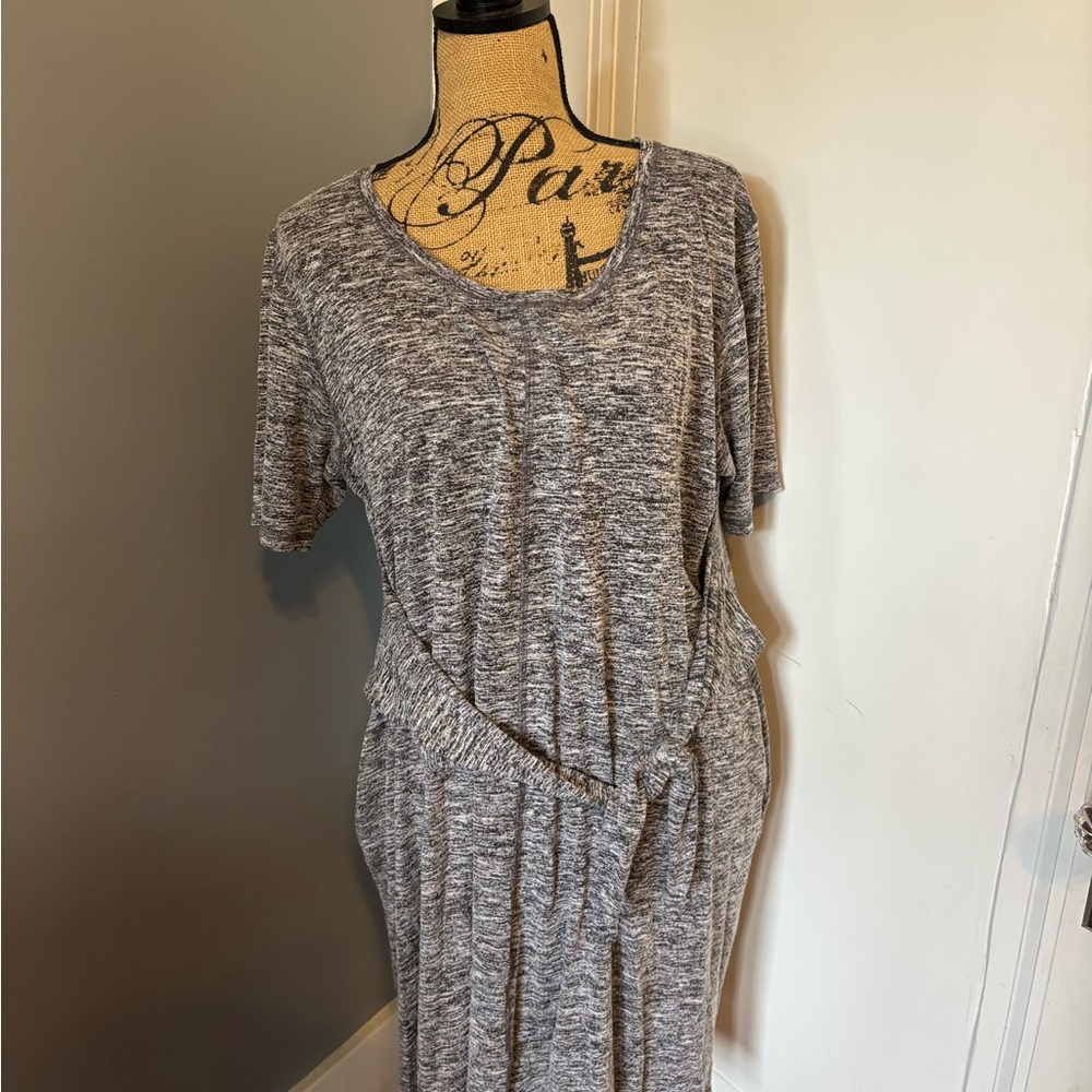 Livi Active Heather Gray Midi Dress
